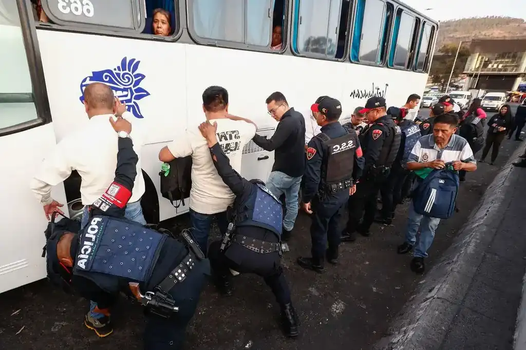 Con el apoyo de "Randy", un pastor belga de dos años, elementos de la SSC comenzaron el operativo Pasajero Seguro en Indios Verdes que tiene como objetivo garantizar la seguridad de los pasajeros.