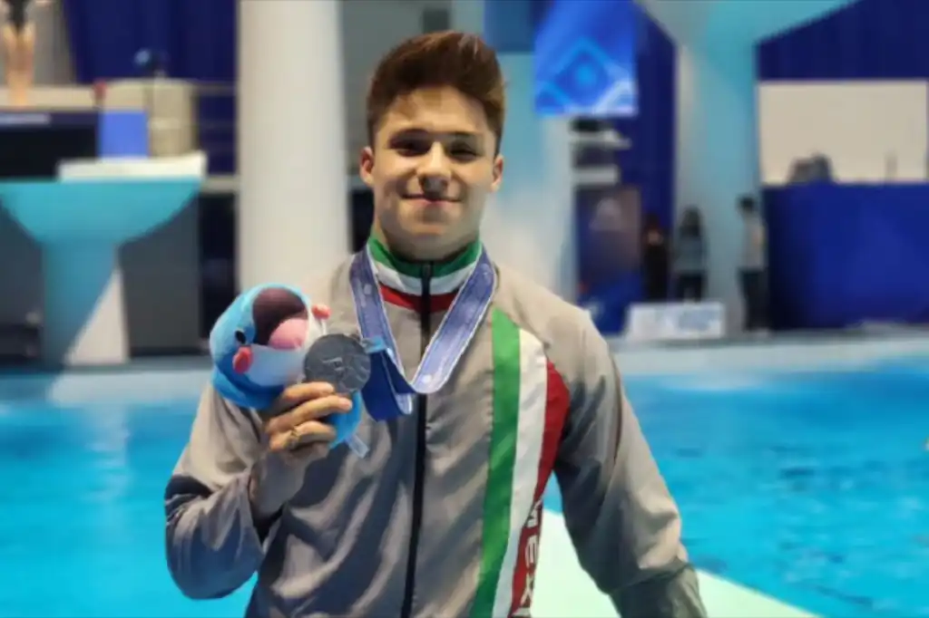 Osmar Olvera, medallista olímpico en París 2022, no logró clasificar a la final del trampolín de tres metros en la Copa del Mundo de Clavados.