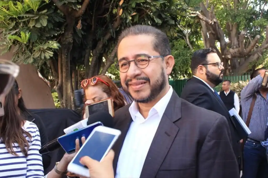 El diputado federal de Morena, Hugo Eric Flores Cervantes, sorprendió esta semana al convocar a la "30 Marcha para Jesús", una movilización religiosa que se llevará a cabo el próximo 19 de abril, durante el Sábado de Gloria.