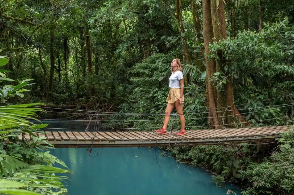 En un contexto donde el cambio climático afecta directamente al desarrollo del turismo y el modelo convencional ha demostrado ser insostenible, el empresario y experto en medioambiente, Daniel Madariaga Barrilado, propone una visión renovadora: el turismo regenerativo.