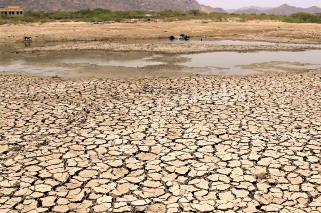 México atraviesa una crisis hídrica sin precedentes que amenaza tanto al consumo humano como a la producción agrícola e industrial.