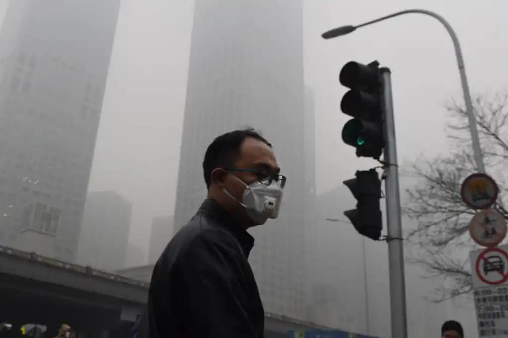 China, entre el mayor emisor mundial de gases de efecto invernadero y el líder en energías renovables.