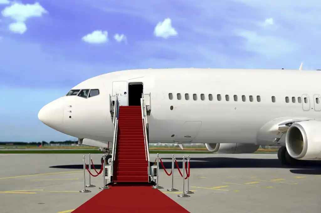 Vuelos de primera clase: una minoría que contamina más que la mayoría.