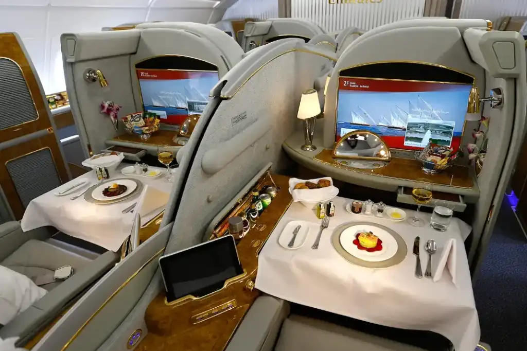 Un análisis internacional concluye que la aviación comercial podría reducir entre 50 y 75% sus emisiones de CO2 sin disminuir el número de pasajeros ni eliminar rutas.